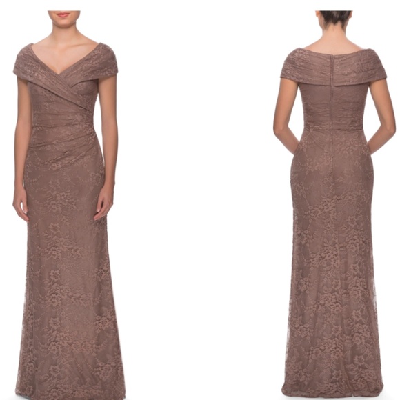 La Femme Dresses & Skirts - NEW La Femme Portrait Neck Lace Gown Color Cocoa Size :10